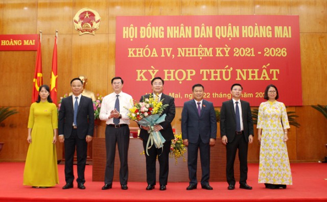 HĐND quận Hoàng Mai khóa IV họp kỳ thứ Nhất, bầu các chức danh chủ chốt